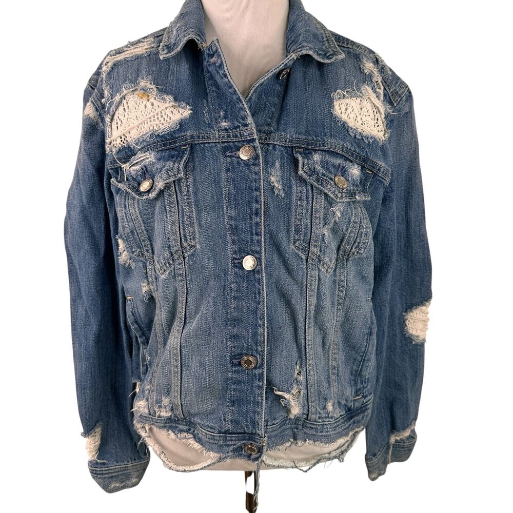 American Eagle Distressed Crochet Accent Button Up Jean Jacket Size Medium